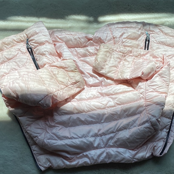 Moncler - Picture 4 of 4